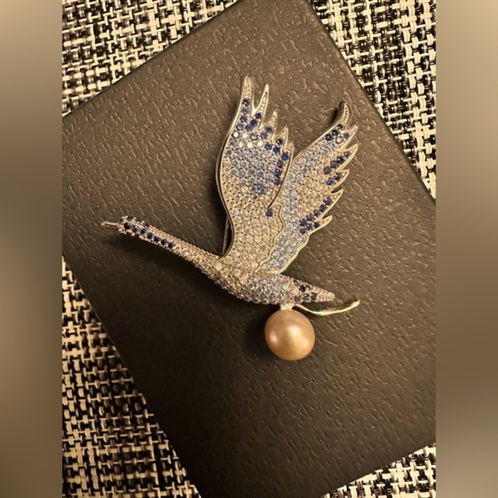 Crystal & Pearl  Brooch